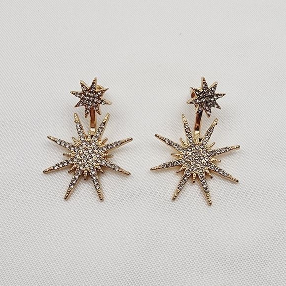 Delicate Sparkling Star Stud Fashion Earrings - Picture 4 of 5